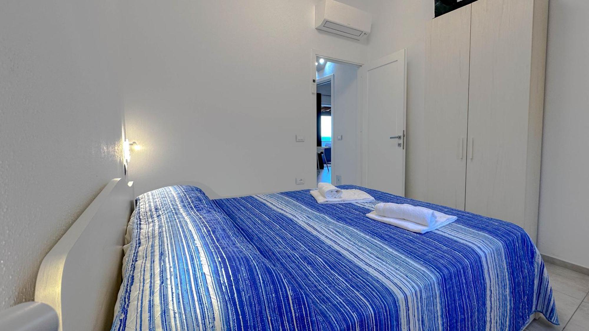 Mama House Con Vista Mare Apartment Кала Гононе Екстериор снимка