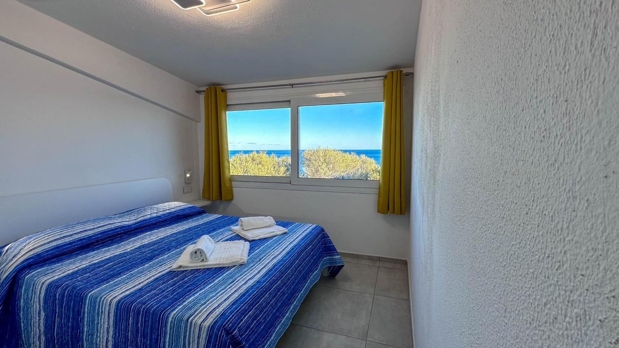 Mama House Con Vista Mare Apartment Кала Гононе Екстериор снимка