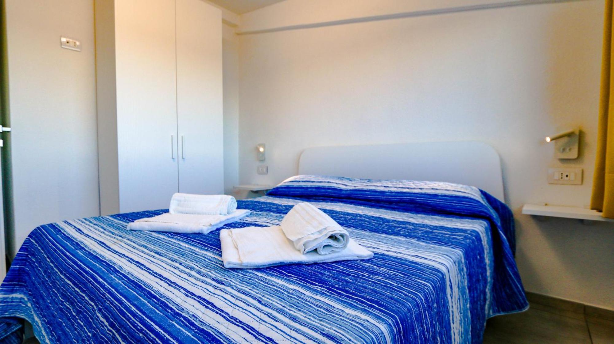 Mama House Con Vista Mare Apartment Кала Гононе Екстериор снимка