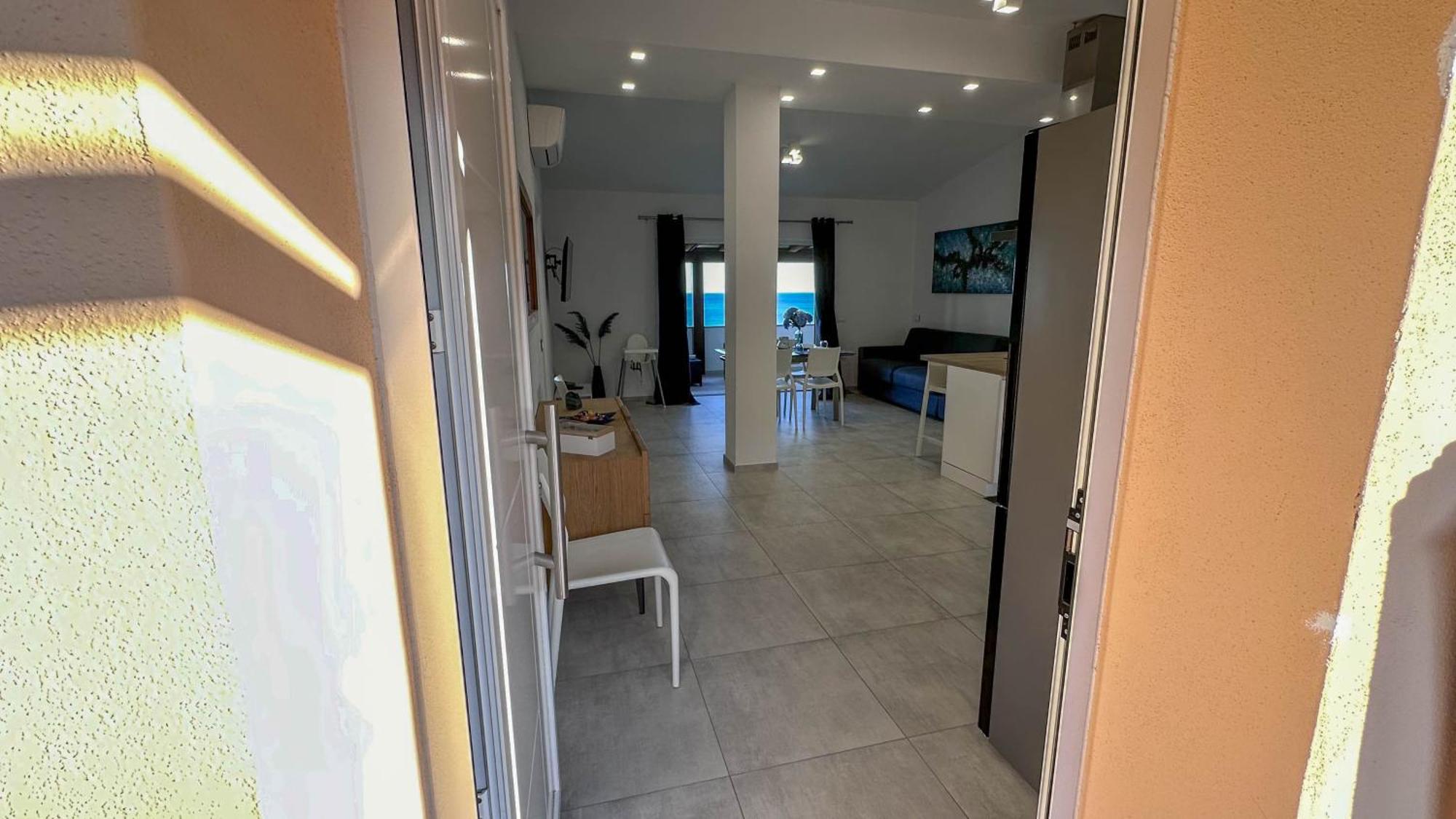 Mama House Con Vista Mare Apartment Кала Гононе Екстериор снимка